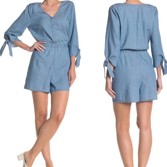 new Chambray Romper in Blue High waist V-Neck Tie Sleeves Shorts size M - Picture 1 of 11